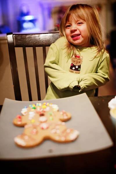 Gingerbread Man Decorating – The Lazo Family Blog & Shop
