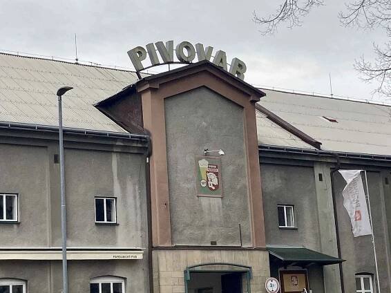 Pardubický pivovar přestal v březnu 2023 vařit pivo. Část výroby se zřejmě přesunula do pivovaru Ostravar, který také spadá pod společnost Staropramen, která je od roku 2019 vlastníkem Pardubického pivovaru.