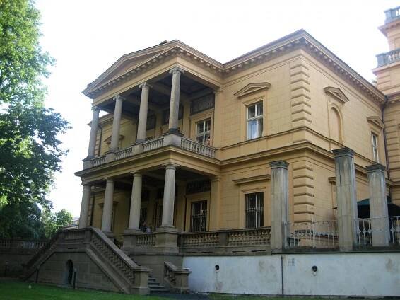 Lannova vila čp. 1 | Databáze domů s historií