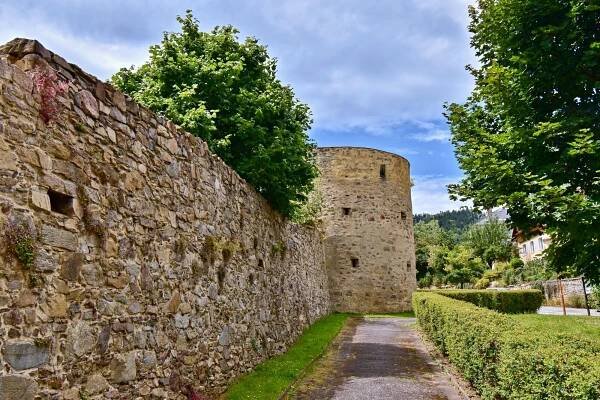 Fotogalerie • Městské hradby (Hradby, opevnění) • Mapy.com
