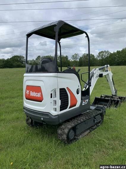Stav výborný minibagr Bobcat E-I7E 