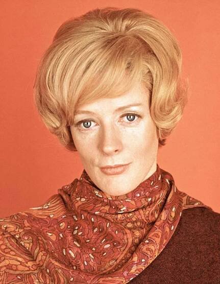 Maggie Smith, Iconic Harry Potter and Downton Abbey Star and Two-Time Oscar Winner, Dies at 89