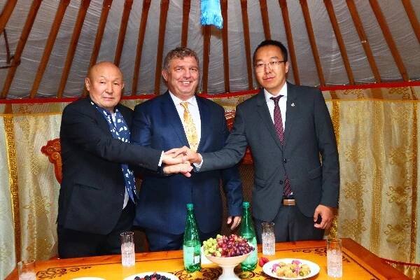 Ing. Pavel Rejchrt - udělení souhlasu k výkonu funkce honorárního konzula Mongolska v České republice - České novinky