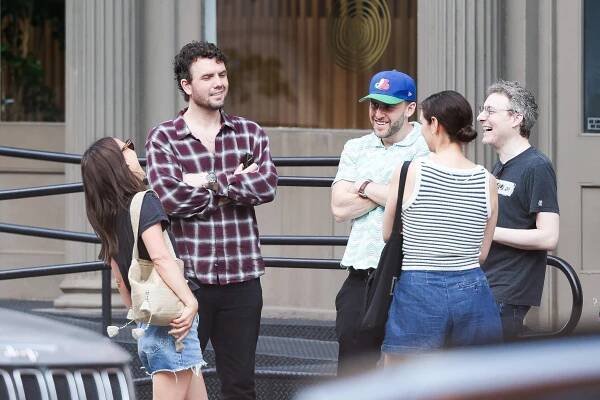  Natalie Portman was seen unexpectedly running into Austin Swift, Taylor Swifts brother, while walking through Tribeca.