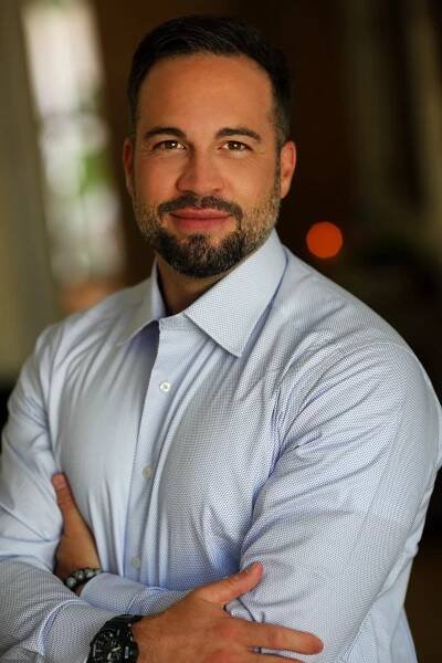 New Professional Headshot for Ryan Mark Barnette of Team Liquid