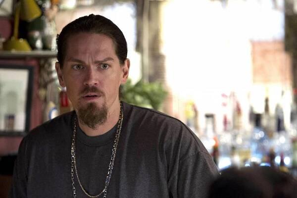 Hříšníci - Where There's a Will - Z filmu - Steve Howey