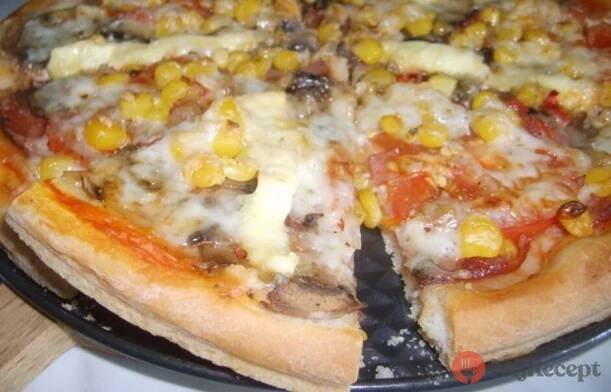 Hrnkový recept na pizza těsto