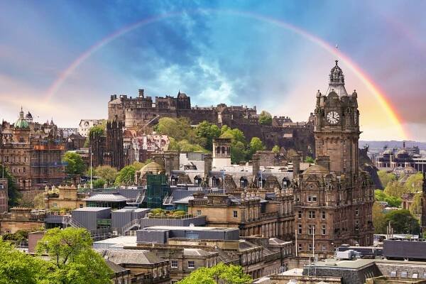 duha nad edinburským hradem, pohled z kopce calton, skotsko - edinburský hrad - stock snímky, obrázky a fotky