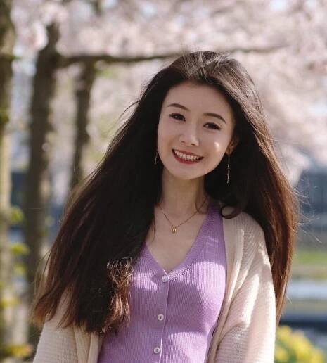 Jie's photo