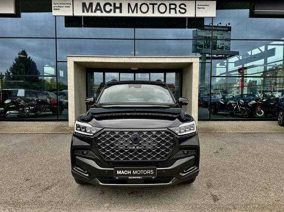 SsangYong Rexton Premium + Tažné + black edice