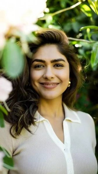 Mrunal Thakur's dreamy escape into nature is an everyday fashion goal
