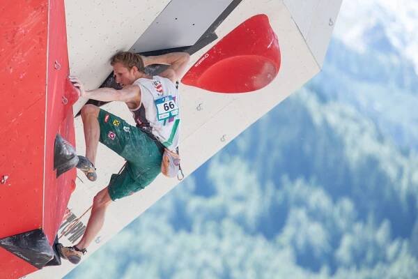Jakob Schubert - Lead Semifinals, WC Chamonix 2018 - Photo by Heiko Wilhelm
