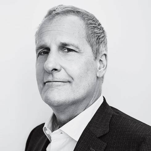 Jeff Daniels Wants You to Embrace Your Inner Dumb and Dumber