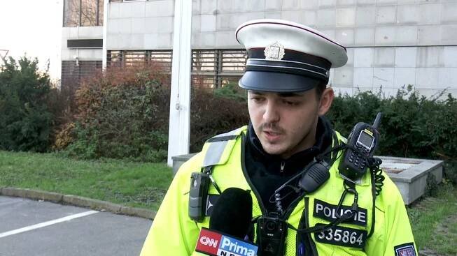 Zasahující policista Josef Bernát