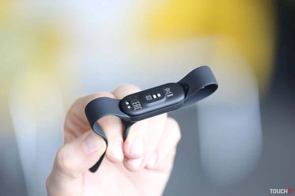 Xiaomi Mi Band 6