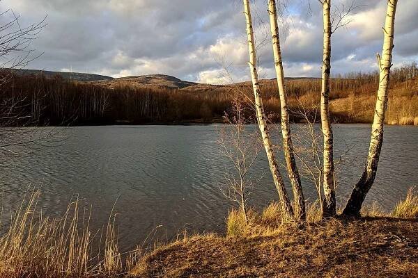 Nejkrásnější přírodní koupaliště a zatopené lomy v Česku