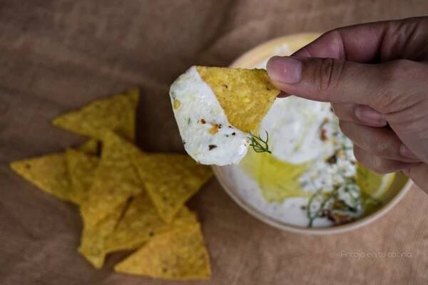 Krémový sýr feta s aromatickými bylinkami - snadné namáčení 8