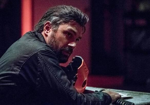 Manu Bennett - Arrow - Deathstroke se vrací - Z filmu