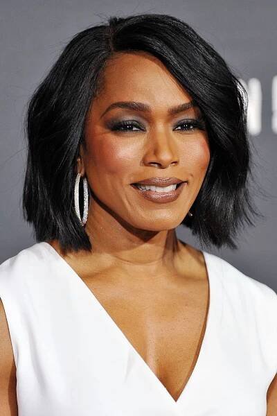 Angela Bassett bob