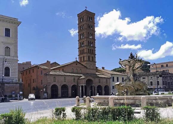 Piazza della Bocca della Verità