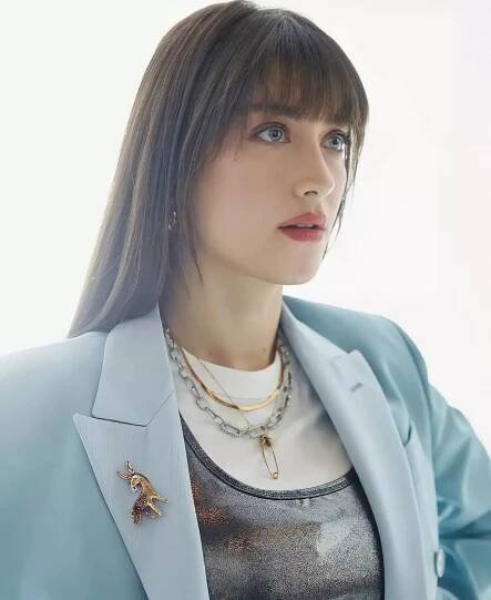 Hazal Kaya 2