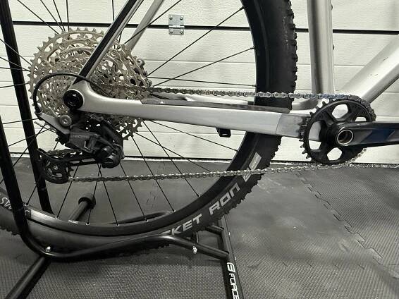 Canyon Exceed CF 5