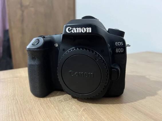Canon EOS 80D