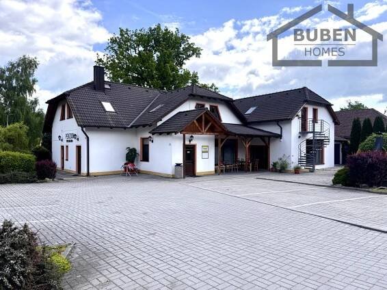 Penzion se skladem, dvougaráží, dětským hřištěm a parkovacím stáním (1257m2) - Tachov - Vítkov | BUBEN HOMES s.r.o.