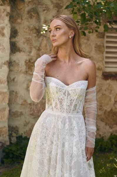 Juliette — White April