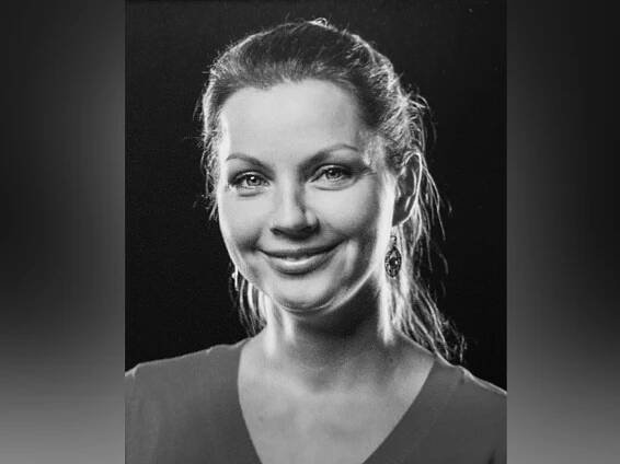 Smutná zpráv z divadla – zemřela loutkoherečka Ivana Alferiová