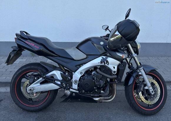Suzuki GSR 600 (2006) za 46.000 Kč