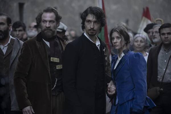 Balázs Koltai-Nagy, Nándor Berettyán, Sára Mosolygó - Most vagy soha! - Z filmu