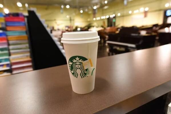 A Coffee Expert's Look Into Starbucks Tea Menu
