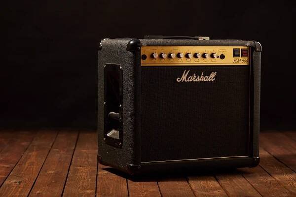 Marshall JCM 900 Combo 50W Model 2501