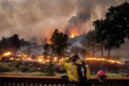 Hasiči v Kaliformii stále bojují s nějvětším počtem požárů v historii – WN24.cz – World News 24