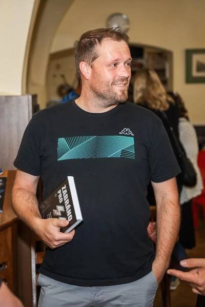 Přednášky historika PhDr. Tomáše Zouzala ve Vrchotových Janovicích - Oficiální stránky Základní školy a Mateřská školy Vrchotovy