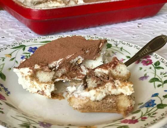 tiramisu slice