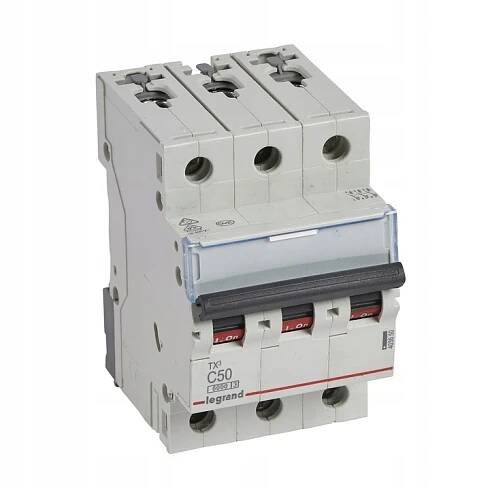 NADPROUDOVÝ VYPÍNAČ 3P C 50A 6KA LEGRAND S303-TX3-C50 403550