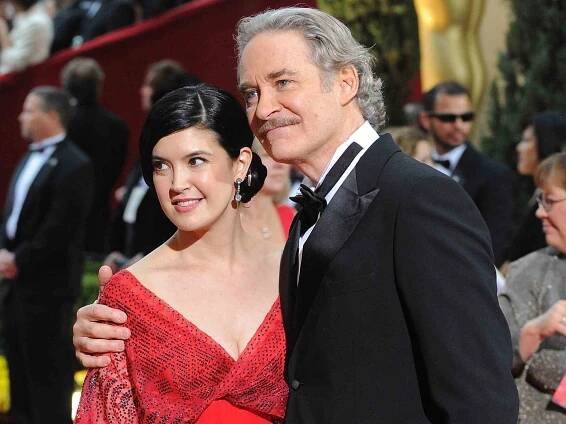 Phoebe Cates and Kevin Kline arrives at the 81st Annual Academy Awards 