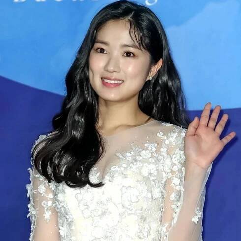 Kim Hye Yoon 29