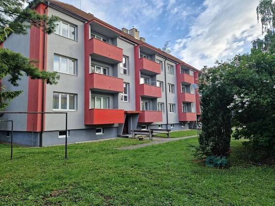 Prodej Byt 3+1, Eduarda Světlíka, Hulín, okres Kroměříž