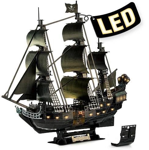 Pirátská loď Queen Anne's - 3D model puzzle s LED podsvícením 293 ks