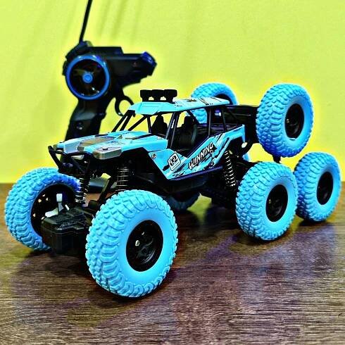 Monster 8 Wheel Motion Climbing Off Road Monster RC Car | Multicolour