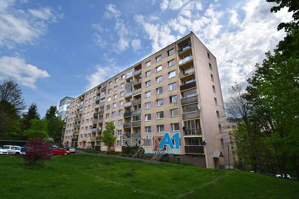 PRODÁNO Prodej bytu 2+kk v OV po rekonstrukci, 39 m2 – Broumovská – Liberec – RealityA1