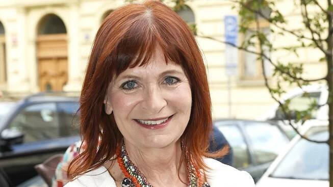 Odchod, který fanoušky Aničky Liškové z Ulice zabolí: Ljuba Krbová chce po 18 letech v seriálu zvolnit - Super.cz