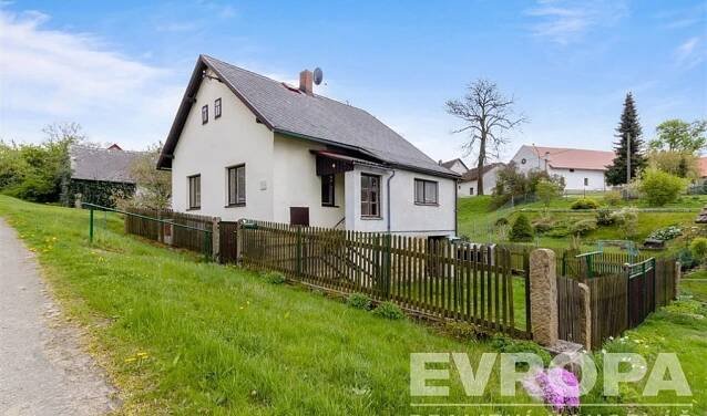 Rodinný dům 2+1 se zahradou 473 m2, Michalovice u Havlíčkova Brodu
