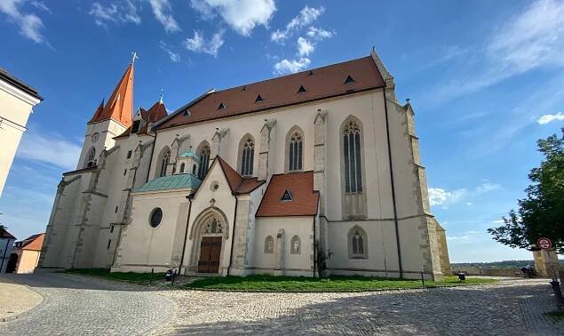 Kostel sv. Mikuláše ve Znojmě | TuristickaMapa.cz