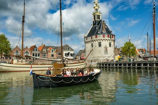 Over ons - Watertaxi Hoorn