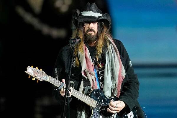 Billy Ray Cyrus Doubles Down After Backlash over Trump Inauguration Performance: 'You Just Had to Be There'
