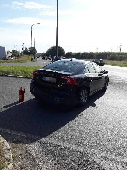 K dopravní nehodě tří osobních automobilů v Benešově vyjela… | POŽÁRY.cz - ohnisko žhavých zpráv | hasiči aktuálně